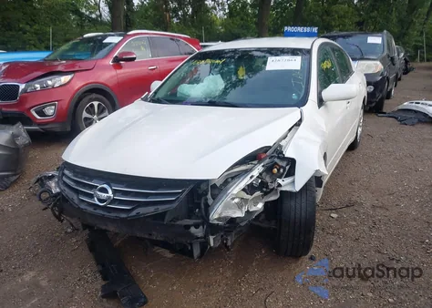 2011 Nissan Altima 2.5 S из США, поврежденный, VIN 1N4AL2AP9BC149601